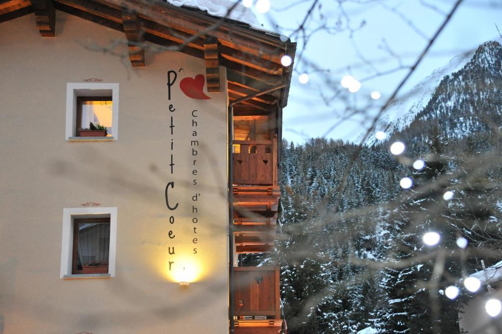 Affittacamere Petit Coeur Champoluc Exterior foto